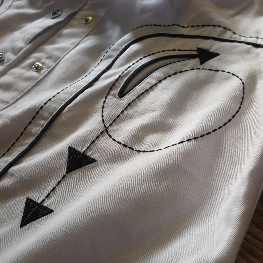 Western Rodeo Boho Embroidered Long Sleeve Button Down Front Blouse Top - Picture 6 of 11